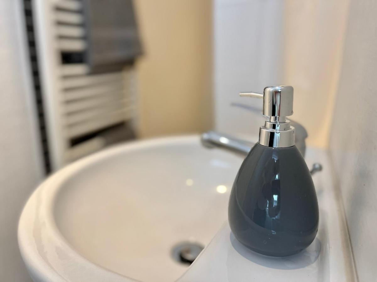 Kmhosting Zentrum Modern Appartement - Kingsize Boxspringbett Chemnitz Dış mekan fotoğraf